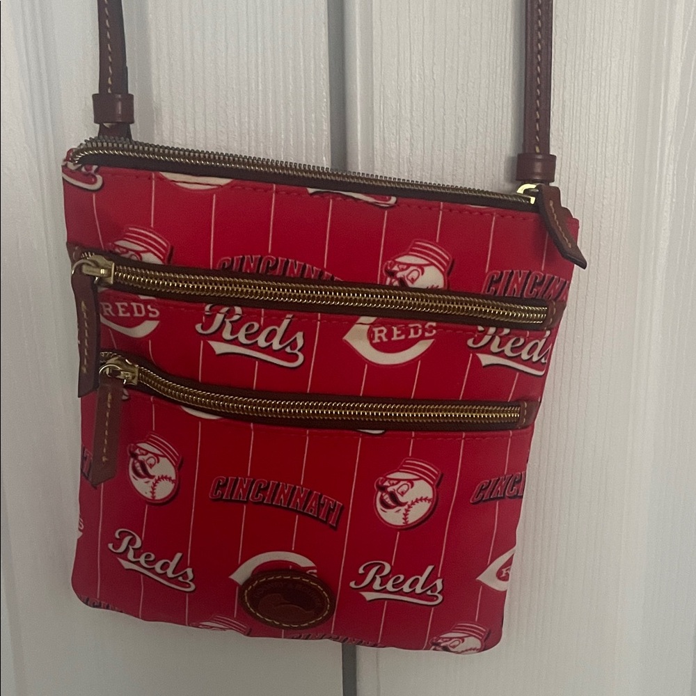 Cincinnati Reds Red Crossbody Bag - Dooney & Bourke